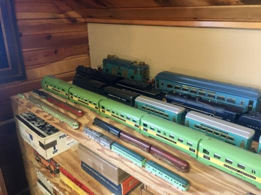 Tinplate train collection photo 1, original file Copy of 104.jpg